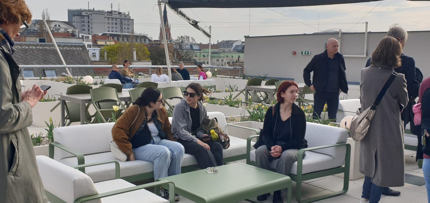 Vom Kiesdach zum Klimadach: Die neuen Retentionsdächer der AK